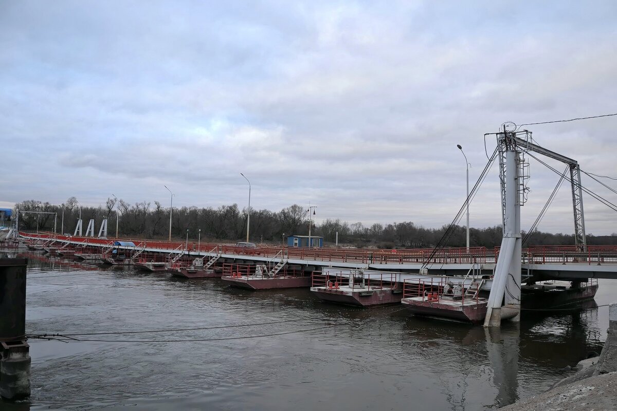 Мост на Оке. - Михаил Столяров