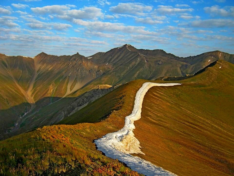 ГОРНАЯ ПРОГУЛКА. - Виктор Осипчук