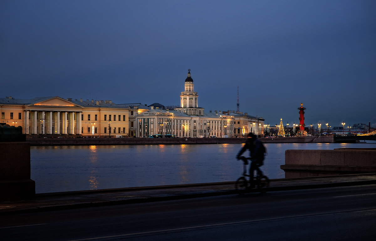 Пешком по вечернему Питеру - Александр 
