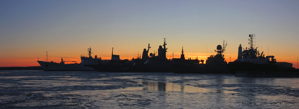 *** - Сергей Григорьев