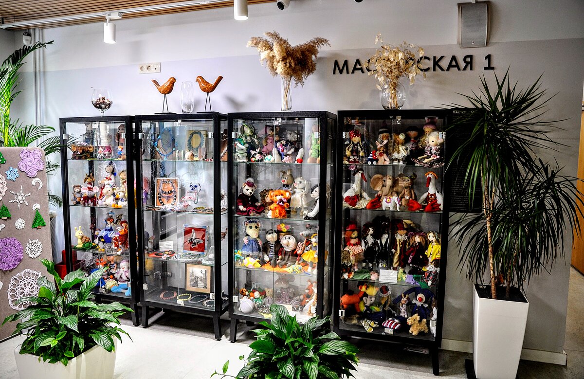 Сегодня В концерт я не пошёл,,,задумался излишне в шкафчике,,,) - Анатолий Колосов