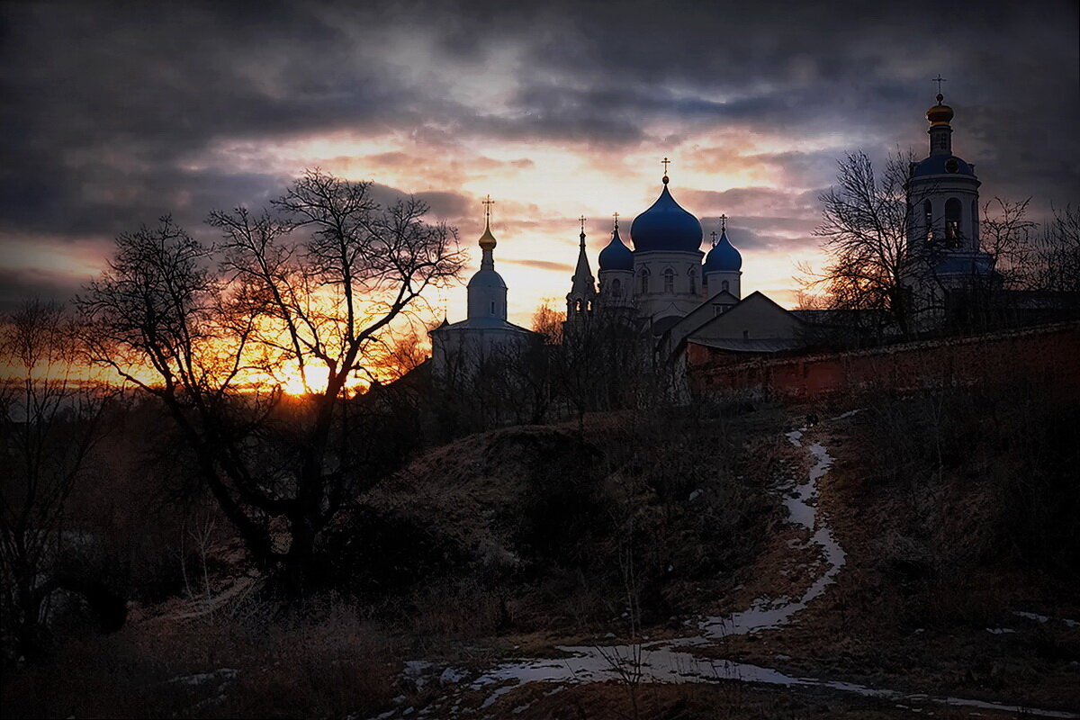 Закат в Боголюбово... - Владимир Шошин Закат в Боголюбово... - Владимир Шошин