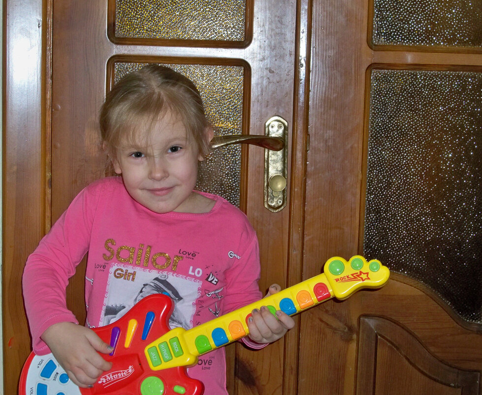 Внучка Любочка - Валентин Семчишин