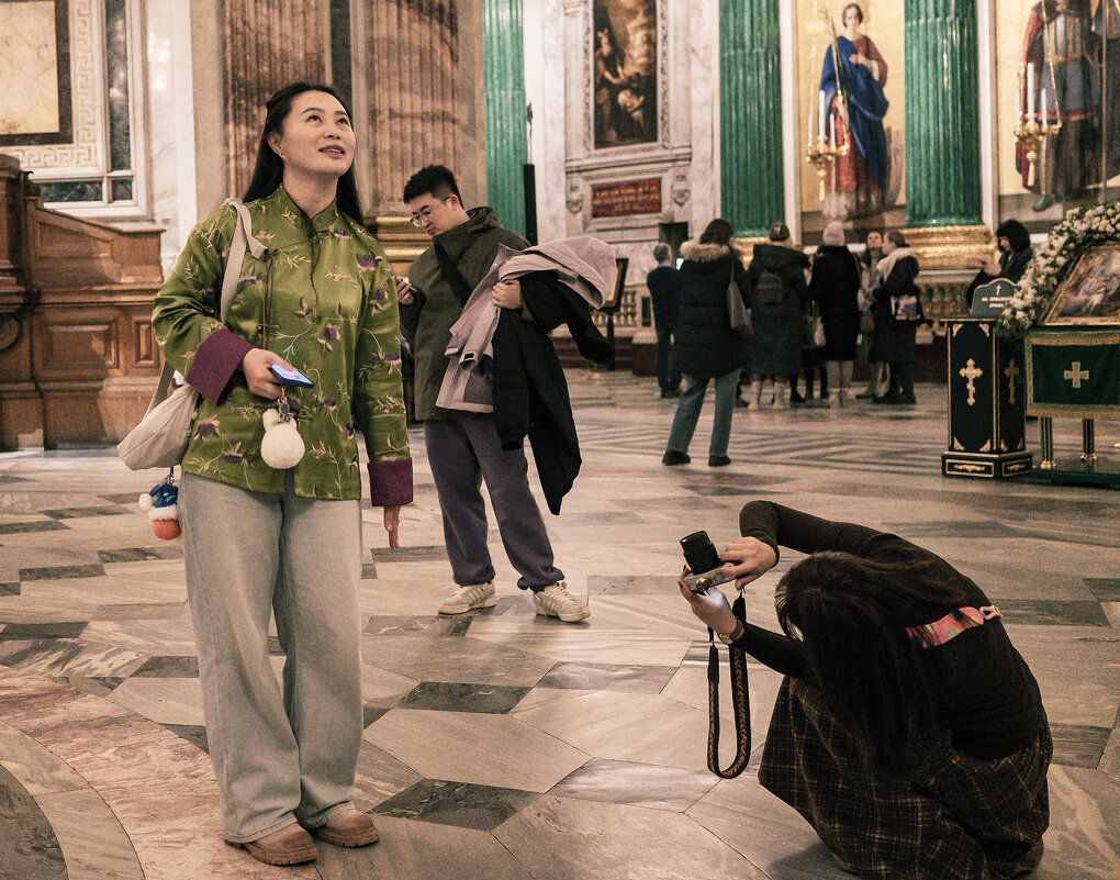 *** - Александр Русинов