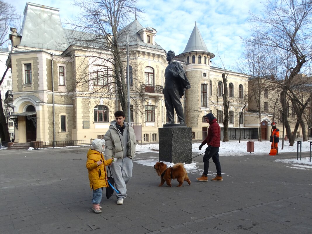 Проходя мимо памятника - svk * Проходя мимо памятника - svk *