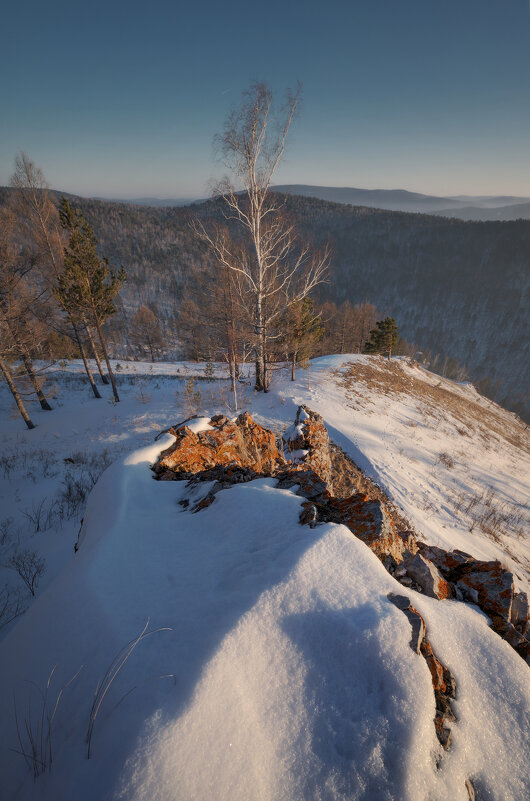 * - Александр Иванов