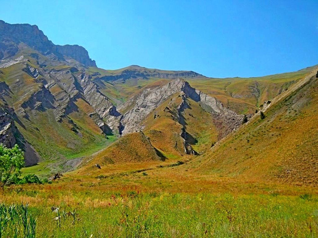 ГОРНАЯ ПРОГУЛКА. - Виктор Осипчук ГОРНАЯ ПРОГУЛКА. - Виктор Осипчук