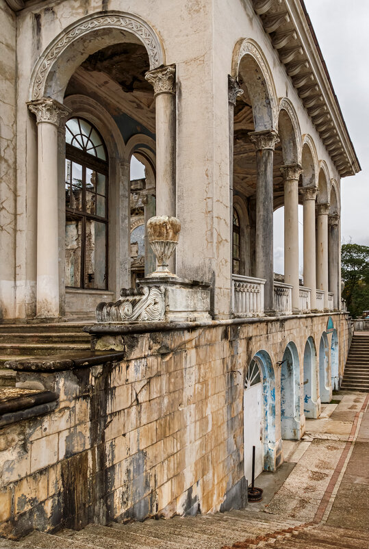 У вокзала - Eugene *