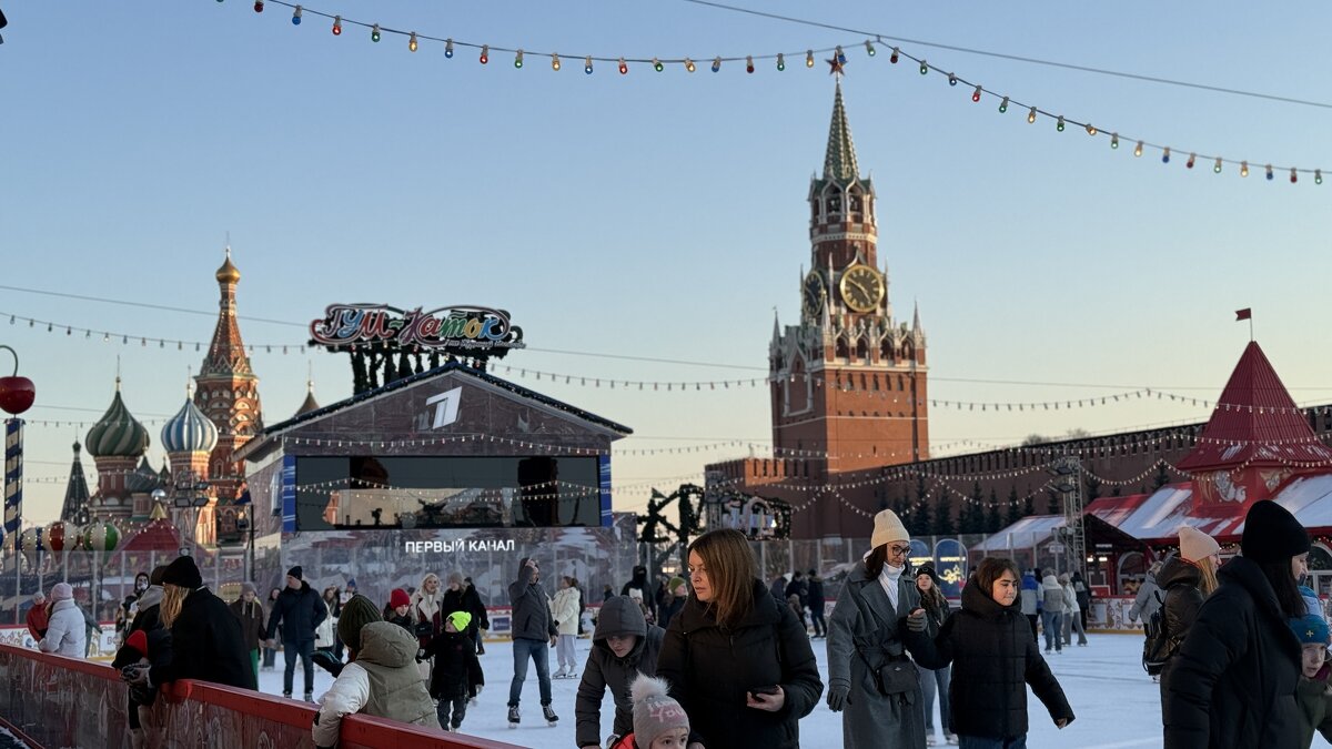 ГУМ-каток на Красной площади - <<< Наташа >>>