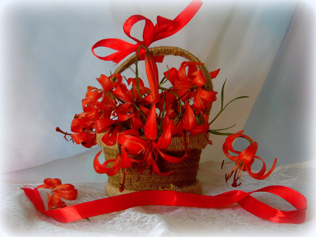 КРАСНЫЙ НАТЮРМОРТ. - nadyasilyuk Вознюк КРАСНЫЙ НАТЮРМОРТ. - nadyasilyuk Вознюк