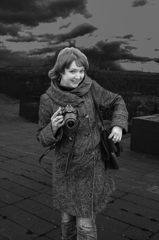 Девушка на Петровской горке - Евгений Девушка на Петровской горке - Евгений