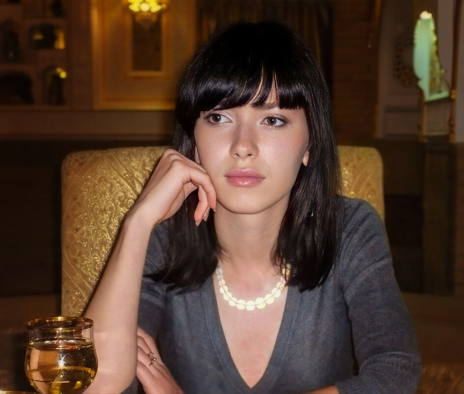 В шумном зале ресторана (3) - AZ east3 В шумном зале ресторана (3) - AZ east3