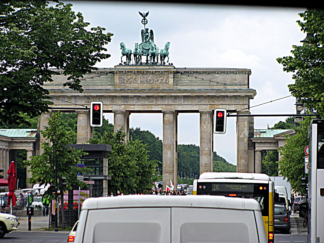 Берлин. - Владимир Драгунский Берлин. - Владимир Драгунский