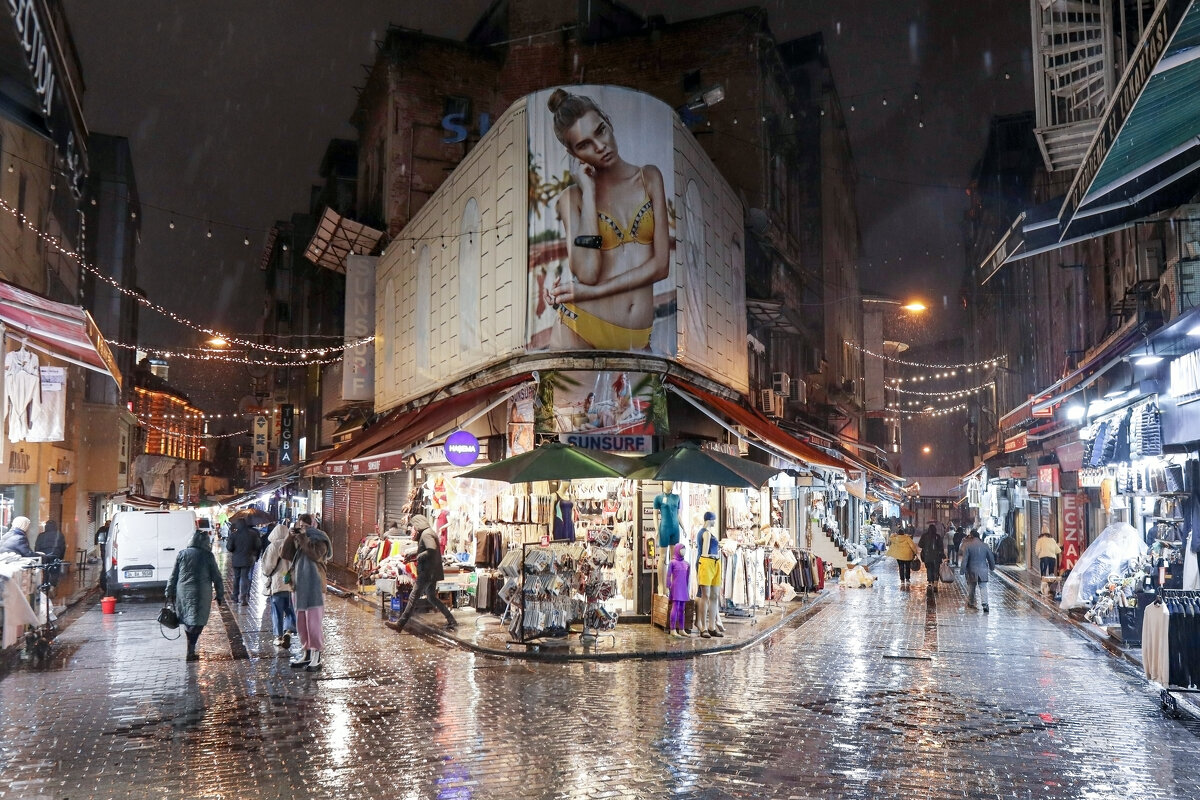 По мокрым улицам Стамбула - skijumper Иванов По мокрым улицам Стамбула - skijumper Иванов