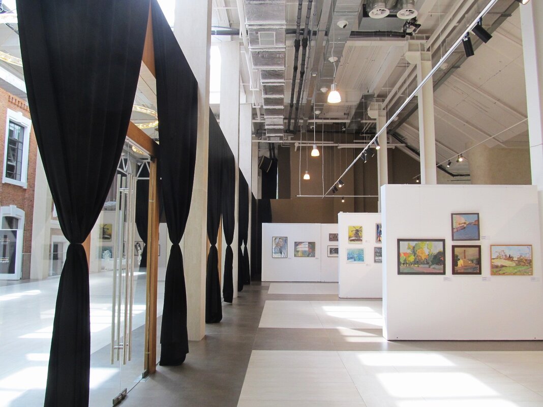 В музее - Елена Шаламова В музее - Елена Шаламова