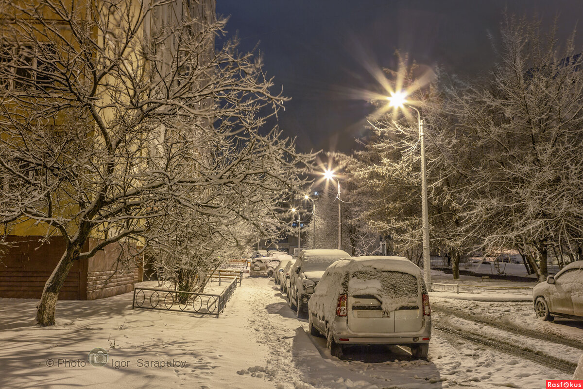 В зимнем городе ночь - Игорь Сарапулов В зимнем городе ночь - Игорь Сарапулов