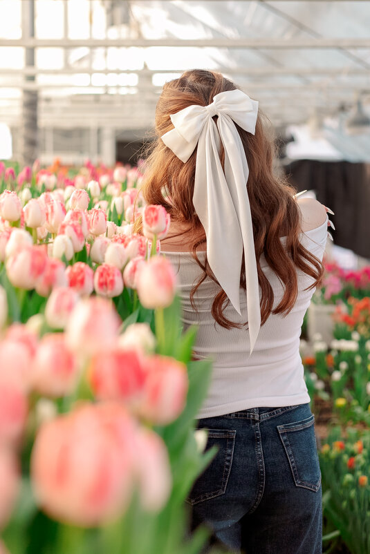 В тюльпанах - Юлия Кравченко