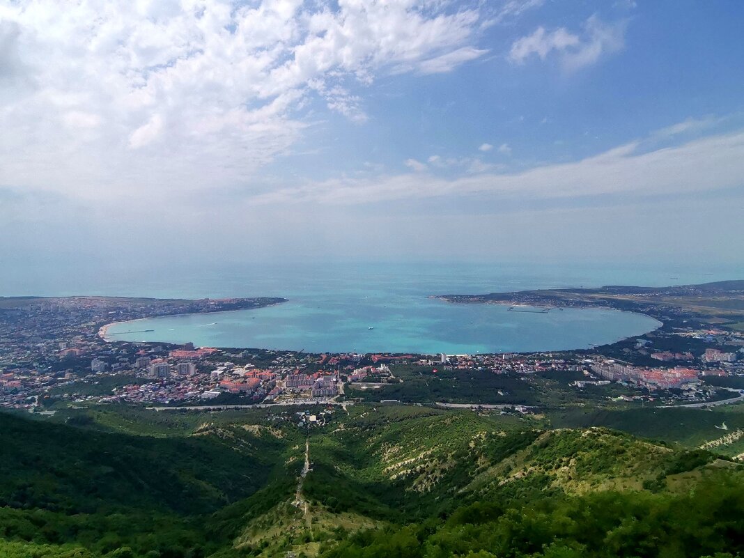 Геленджикская бухта - Андрей Л. В. Геленджикская бухта - Андрей Л. В.