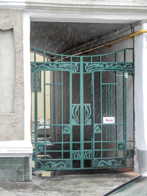 Ворота во двор - Сергей Лындин Ворота во двор - Сергей Лындин