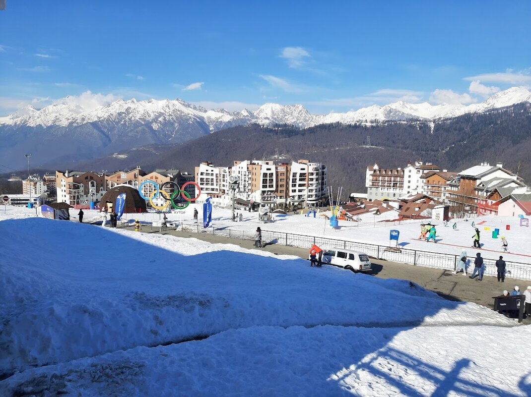 РОЗА ХУТОР - Tata Wolf