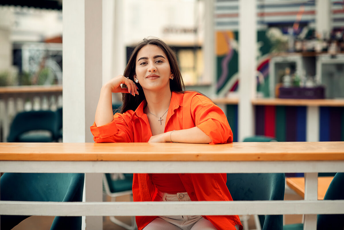 ... - Лилия . ... - Лилия .