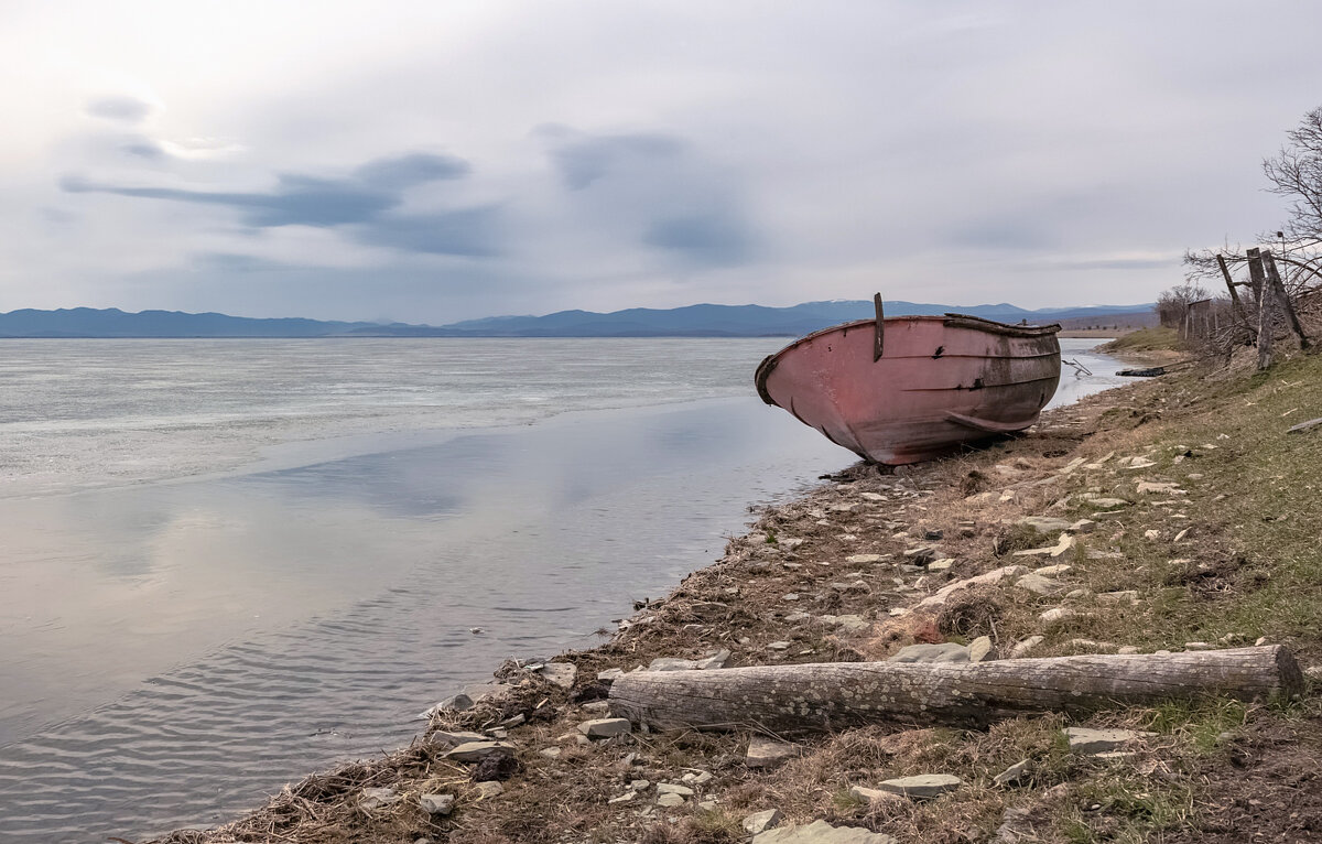 Одинокая лодка - Марина Фомина. Одинокая лодка - Марина Фомина.
