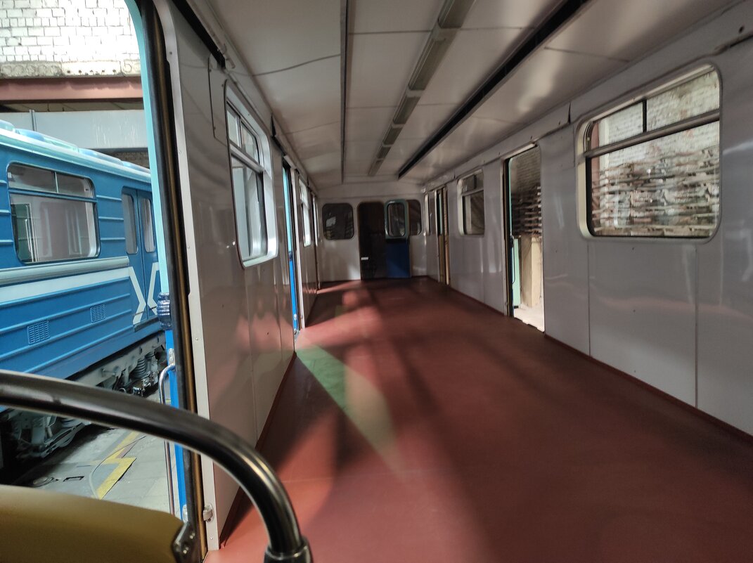 Ремонт ретровагона - Игорь Ч. Ремонт ретровагона - Игорь Ч.