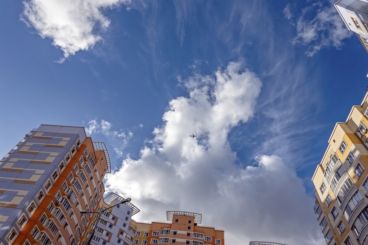 Мирного небе над головой - Валерий Иванович