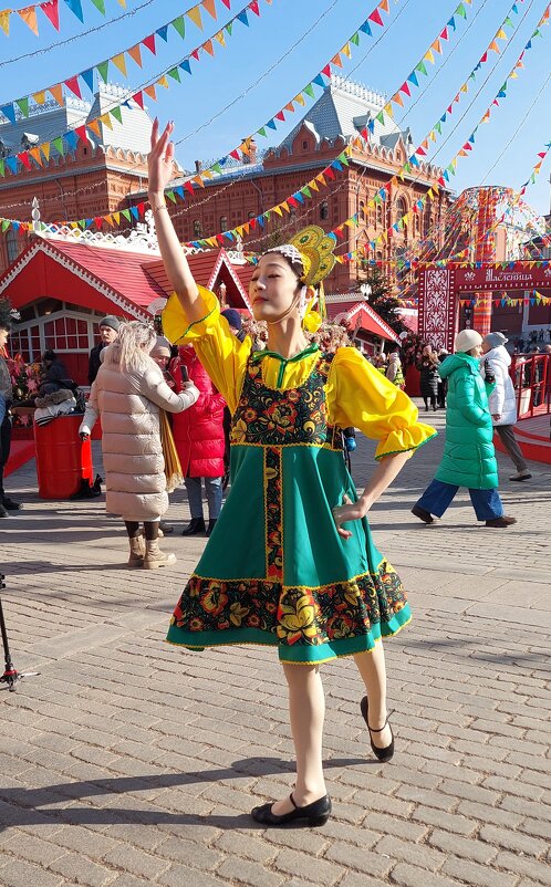 Весенний танец - ИРЭН@ . Весенний танец - ИРЭН@ .