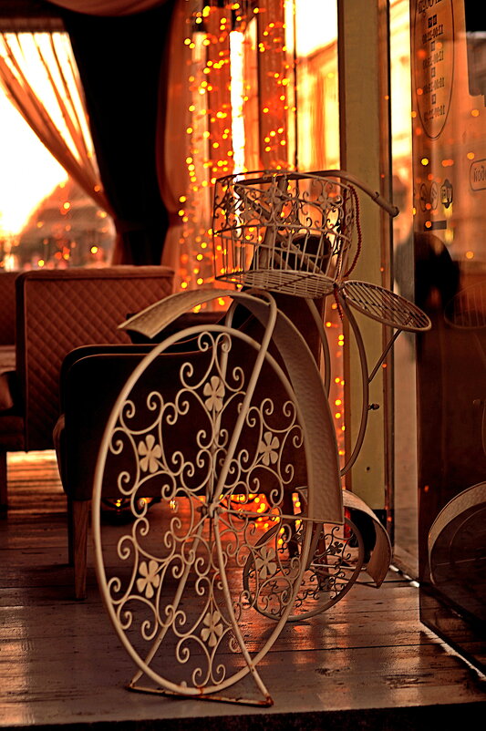 ....я буду долго гнать велосипед................ - Георгий Никонов ....я буду долго гнать велосипед................ - Георгий Никонов