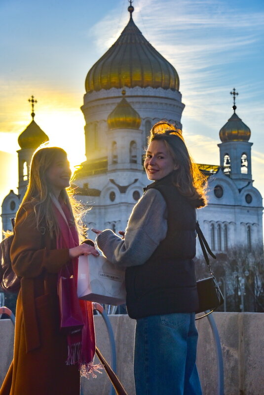 Солнечный март - Алексей Чуркин