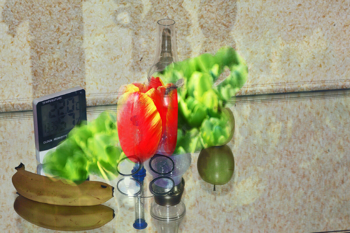 С цветами - Юрий Гайворонскiий