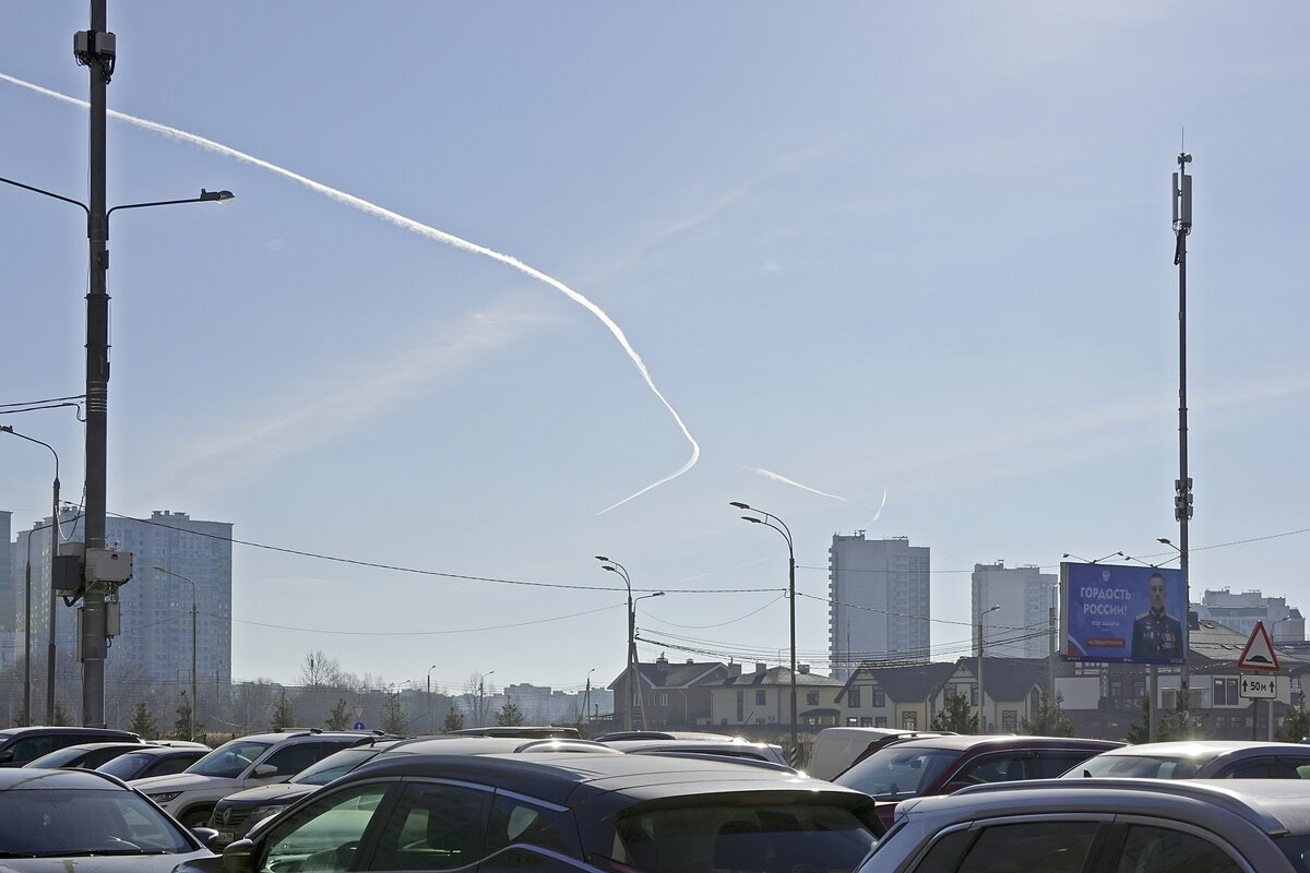 На повороте - Валерий Иванович