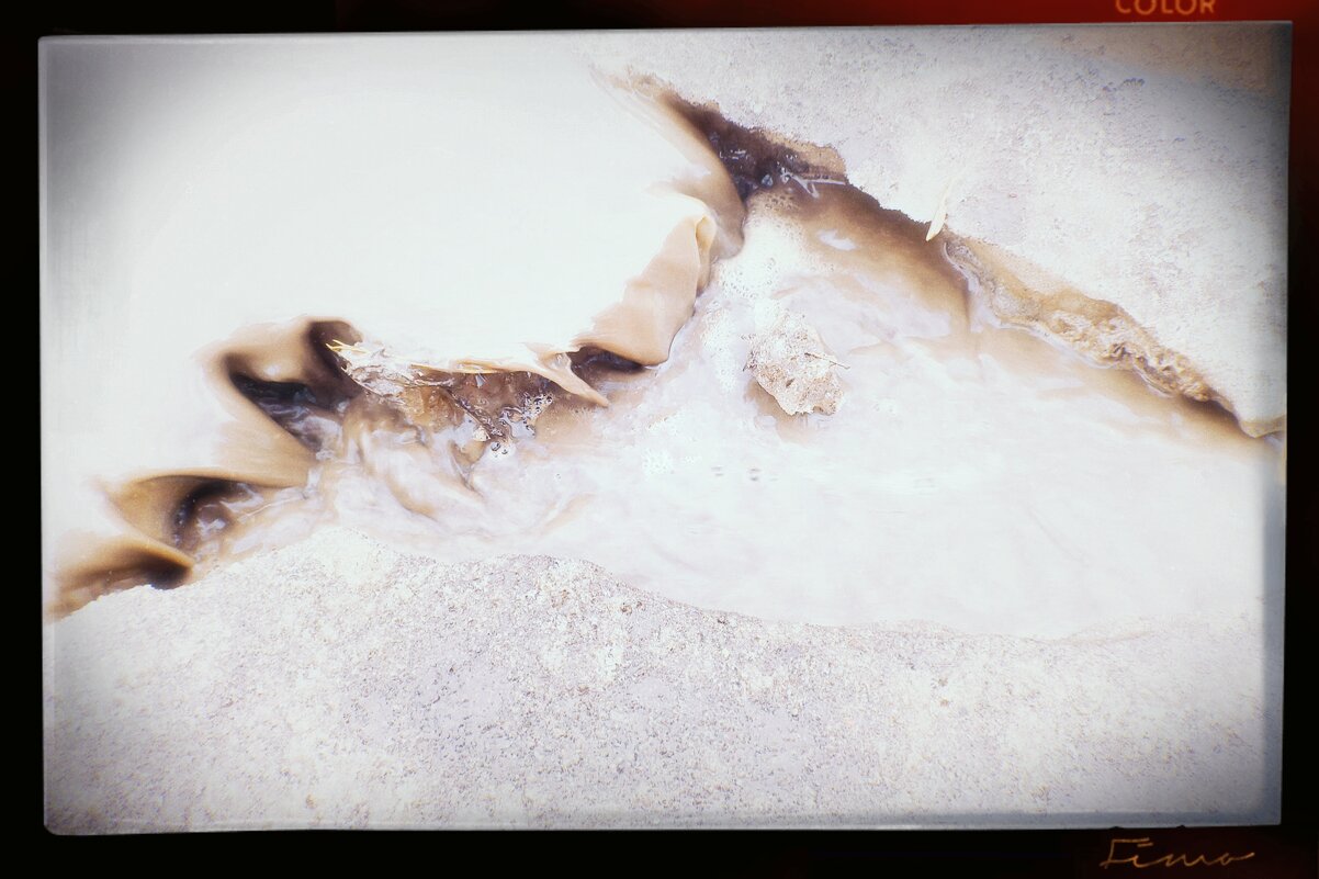 Лужа-водопад. - Игорь Солдаткин