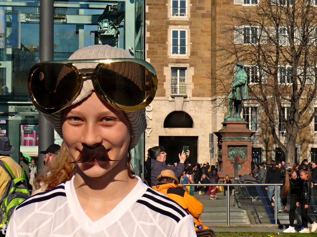 Гости карнавала - 31 - Алексей Кузнецов