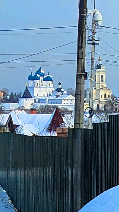 Взгляд на монастырь - Елена Сергеева Взгляд на монастырь - Елена Сергеева