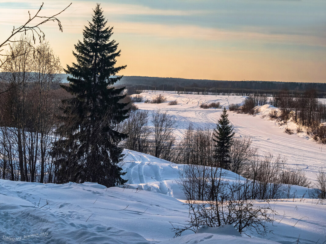 Снежный март, вид на реку Ухта. Коми - Николай Зиновьев