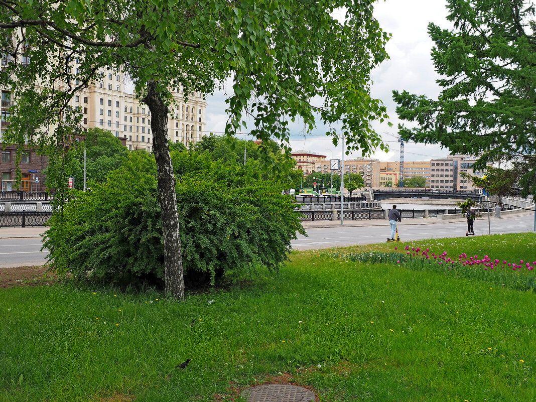 Устьинский сквер - Игорь Белоногов Устьинский сквер - Игорь Белоногов