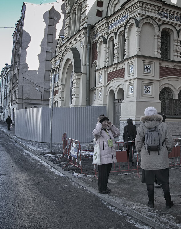 *** - Александр Русинов