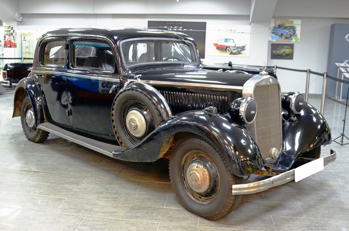 MERCEDES-BENZ 230 - Сергей М MERCEDES-BENZ 230 - Сергей М