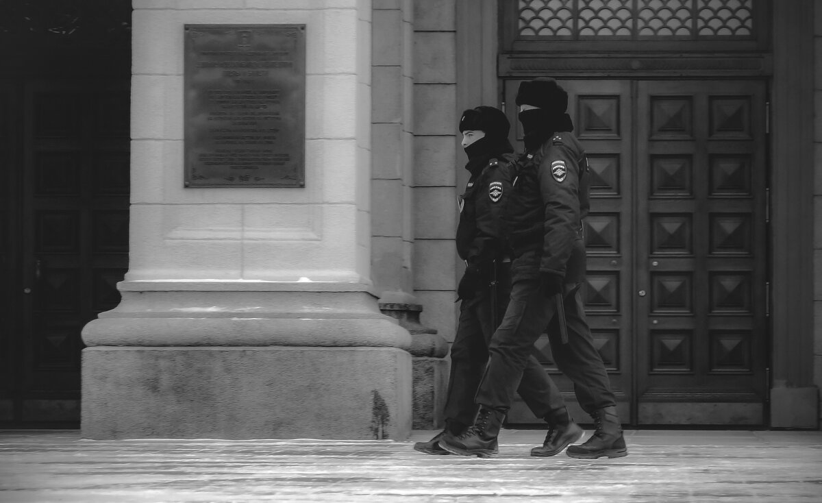 Стража (чб) - Сергей Царёв Стража (чб) - Сергей Царёв