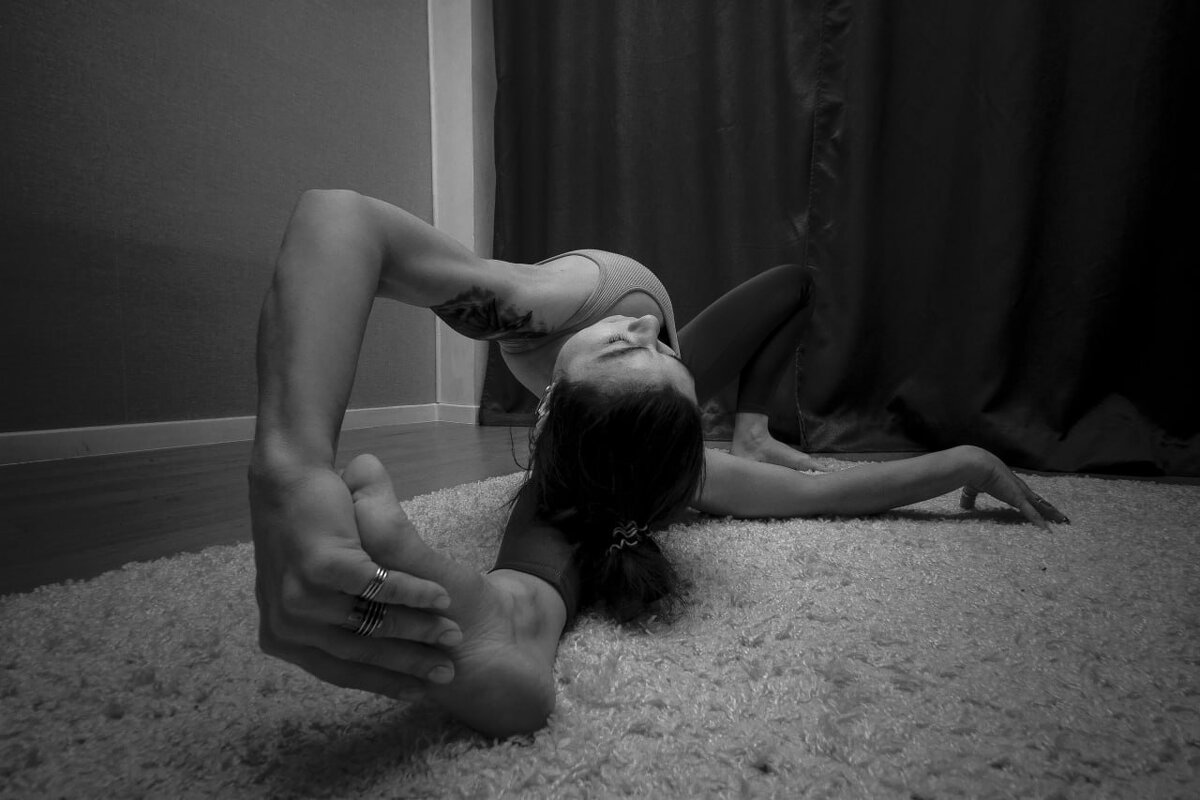 Поза йоги - Алексей Булак Поза йоги - Алексей Булак