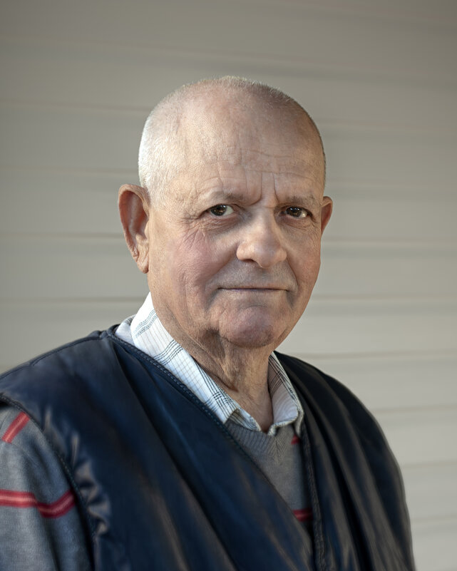 * - Александр Лисовский