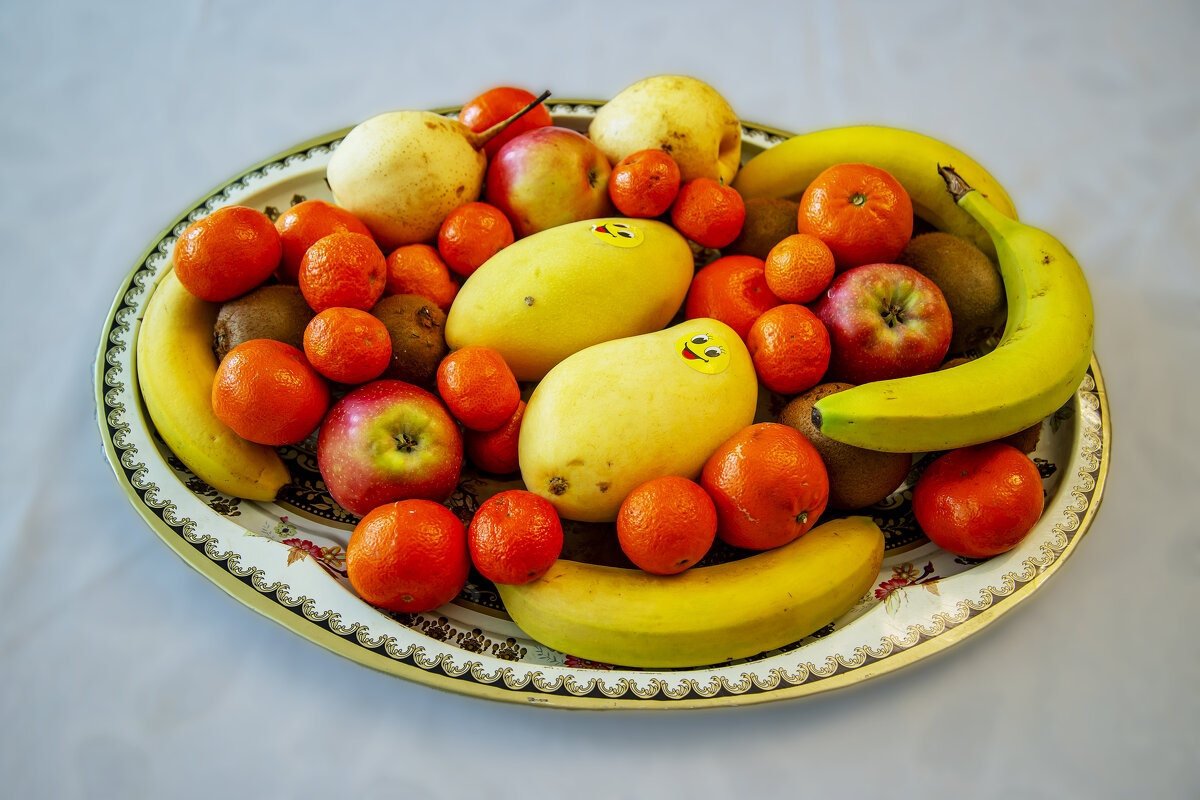 Фрукты - Анатолий Чикчирный