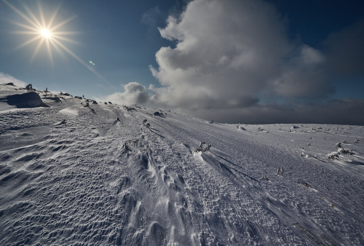 * - Александр Иванов