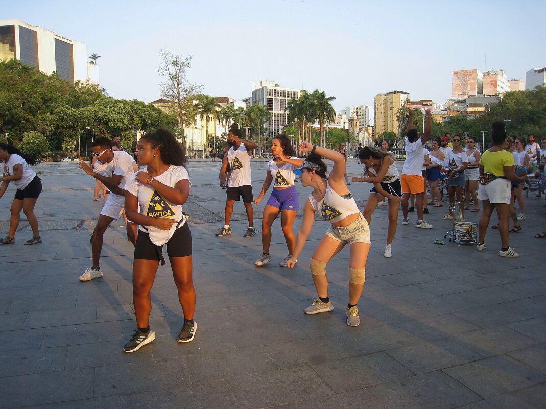 Бразильская аэробика. - unix (Илья Утропов) Бразильская аэробика. - unix (Илья Утропов)