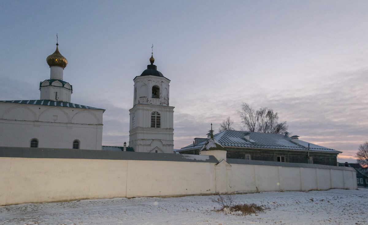 Вечер у Васильевского монастыря - Сергей Цветков