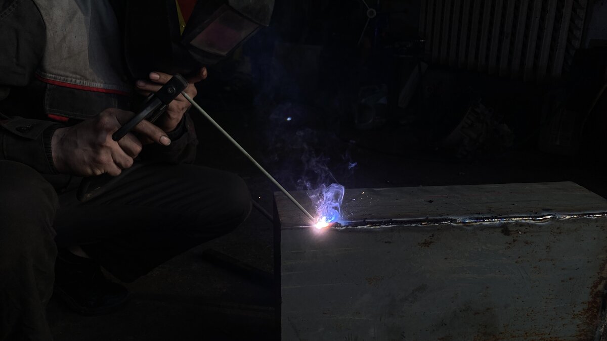 "работы всякие важны" - Иннокентий Авдонин