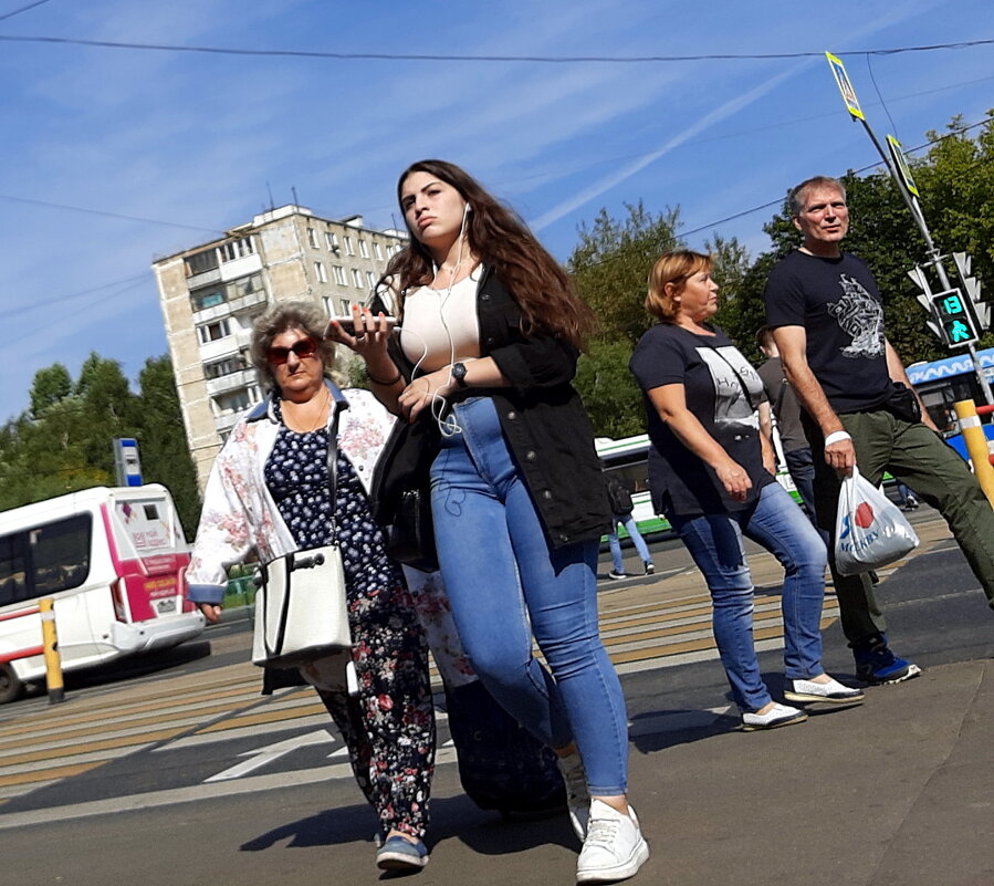 *** - Владимир Захаров