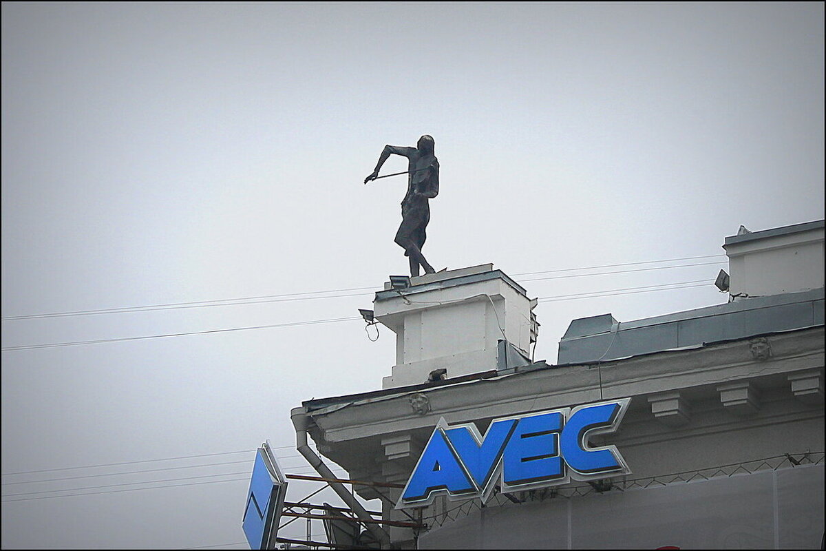 СКРИПАЧ НА КРЫШЕ..... - Татьяна Касьяненко